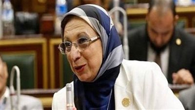 عدم صرفها بدون روشتة.. تحرك برلماني لمواجهة تهافت المواطنين على شراء أدوية الفيتامينات