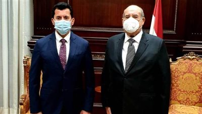 أشرف صبحى: سنتعاون مع مجلس الشيوخ لما هو فى صالح الوطن