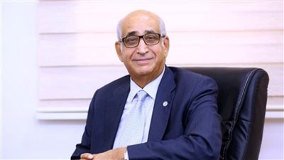 النائب حسنانين توفيق يقترح تخصيص جزء من الحصص المدرسية لتعميق ثقافة التحول الرقمي 