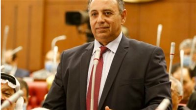 تيسير مطر مشيدًا بأداء الحكومة: تمكنت من إدارة أزمة كورونا بنجاح وتأمين مخزون استرايجيى من مختلف السلع