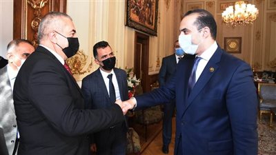 فيديو وصور .. البرلمان يرصد جولة المستشار محمود فوزي بنظيره العراقي في أروقة مجلس النواب