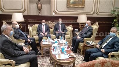 صور..رئيس مجلس الشيوخ يستقبل وزيري التنمية المحلية والمجالس النيابية ومحافظي القاهرة والقليوبية