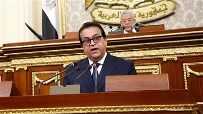 رئيس النواب يغلق باب المناقشة في بيان وزير التعليم العالي وسط إعتراضات الأعضاء
