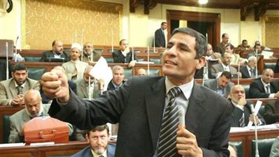 طرد النائب عبد العليم داود من جلسة البرلمان بعد مخالفته للائحة