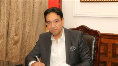 أيمن محسب يتقدم بطلب إحاطة لحل أزمة 36 ألف معلم أنهت الحكومة التعاقد معهم