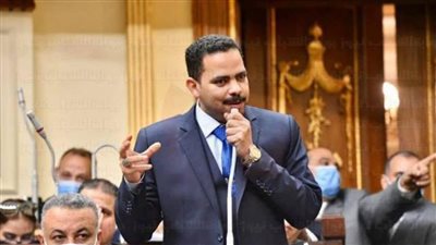 زعيم الأغلبية النيابية يحذر وزير الشباب من 