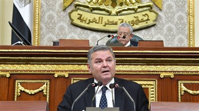 وزير قطاع الاعمال : استثمارات  1.5 مليار جنيه في المحالج  لإنتاج 4 مليون قنطار قطن شعر