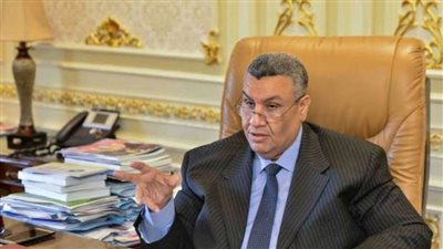 وكيل لجنة الخطة والموازنة يطالب بإلغاء وزارة قطاع الأعمال العام