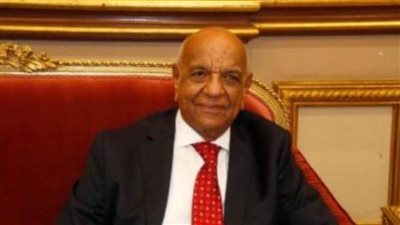 رئيس طاقة الشيوخ يتقدم بطلب مناقشة حول تطوير صناعة الصحافة والإعلام