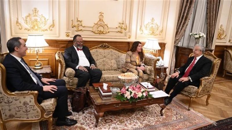 ريس مجلس النواب مع