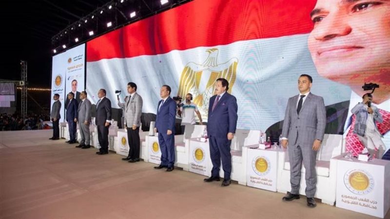 قيادات الشعب الجمهوري