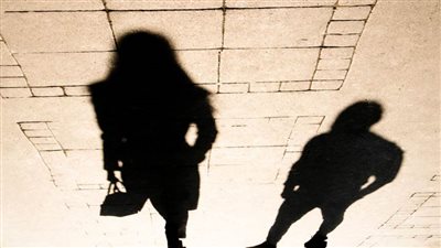 بعد مطالب برلمانية عاجلة.. كيف يشدد القانون قبضته على المتحرشين؟