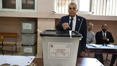 رئيس الشيوخ يدلي بصوته في انتخابات مجلس النواب ضمن جولة الإعادة