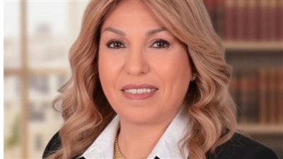 أماني فاخر: 