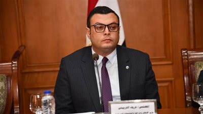 وزير الإسكان بالشيوخ: القانون لا يسمح بتوصيل المرافق للمباني خارج الأحوزة العمرانية