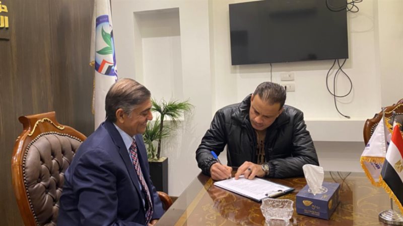 ياسر قنديل أمينا