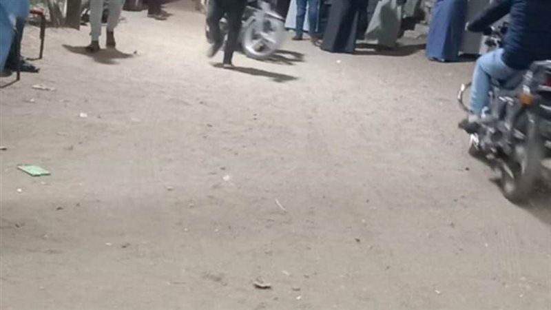 توافد الناخبين بلجنة