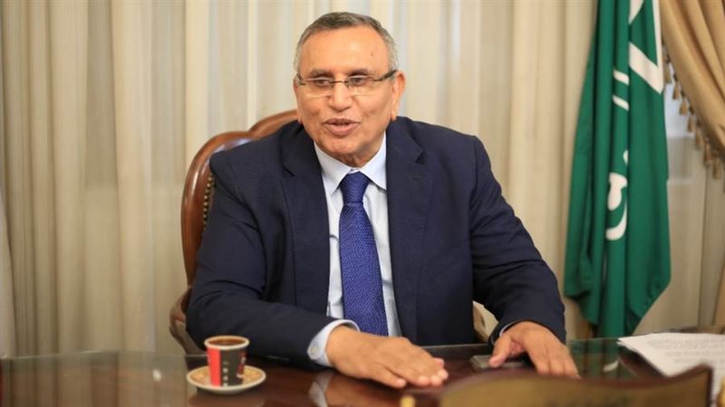 الدكتور عبدالسند